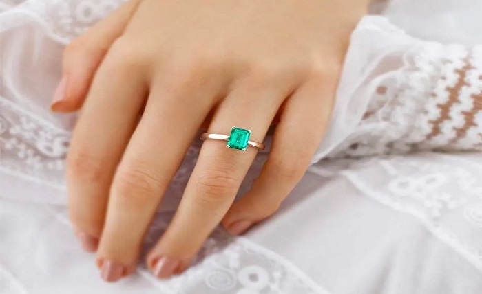 Emerald Engagement Rings: A Timeless and Unique Choice